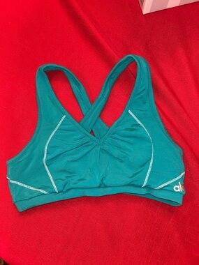 ALO Yoga Teal Cross-Back Sports Bra small air land ocean a b c cup